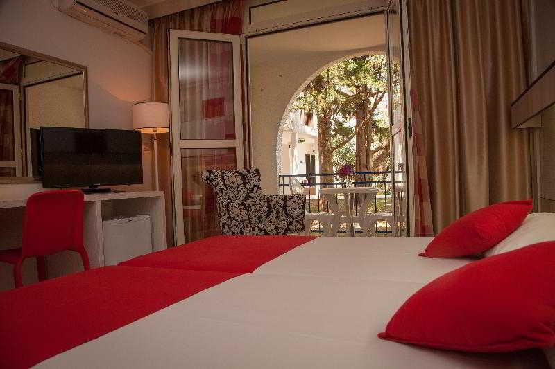Hotel Slovenska Plaza Standard Budva Bagian luar foto