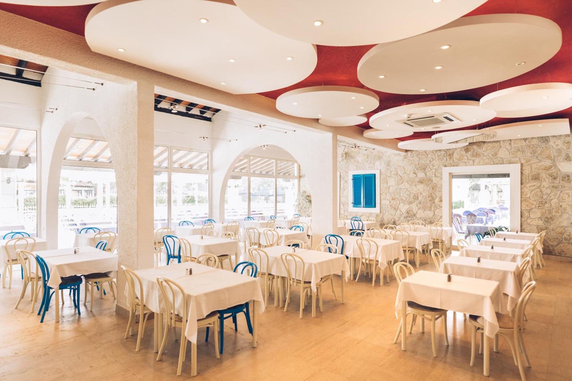 Hotel Slovenska Plaza Standard Budva Bagian luar foto