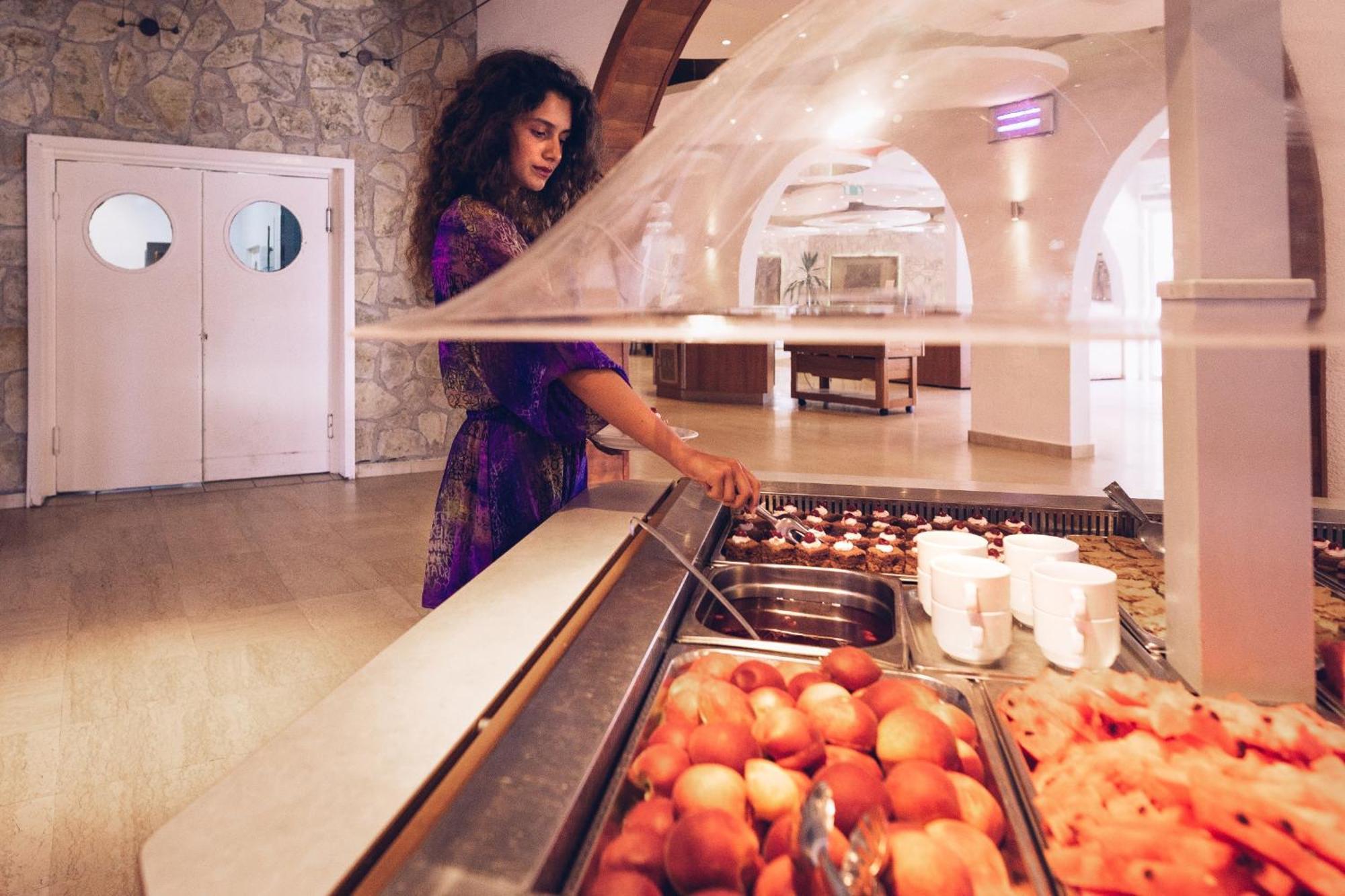 Hotel Slovenska Plaza Standard Budva Bagian luar foto